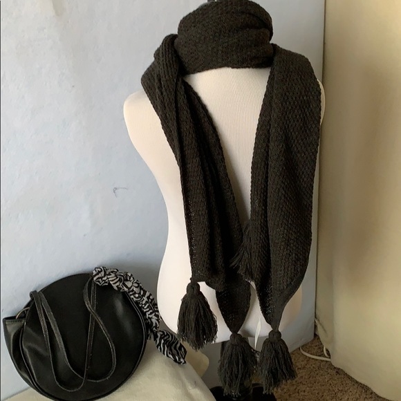 Scarf & Round Purse Combo - black - Picture 14 of 16